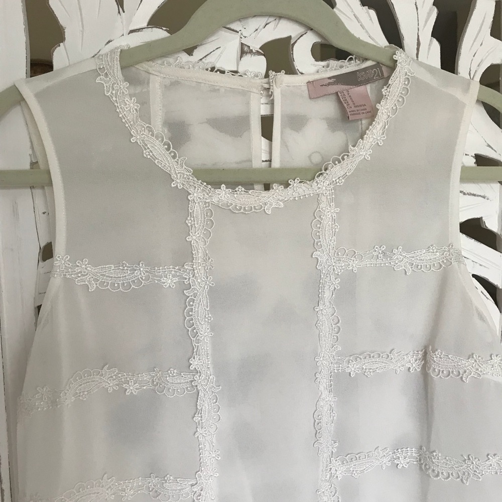 While Lace Blouse - image 3